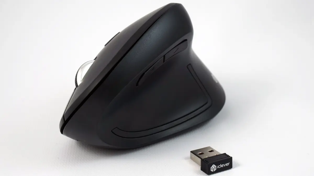 iClever Ergonomic mouse for small hands